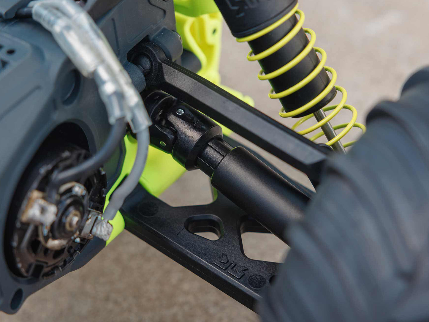 Gorgon 2wd MT 1/10 RTR Smart w/8.4v Batt/USB Charger