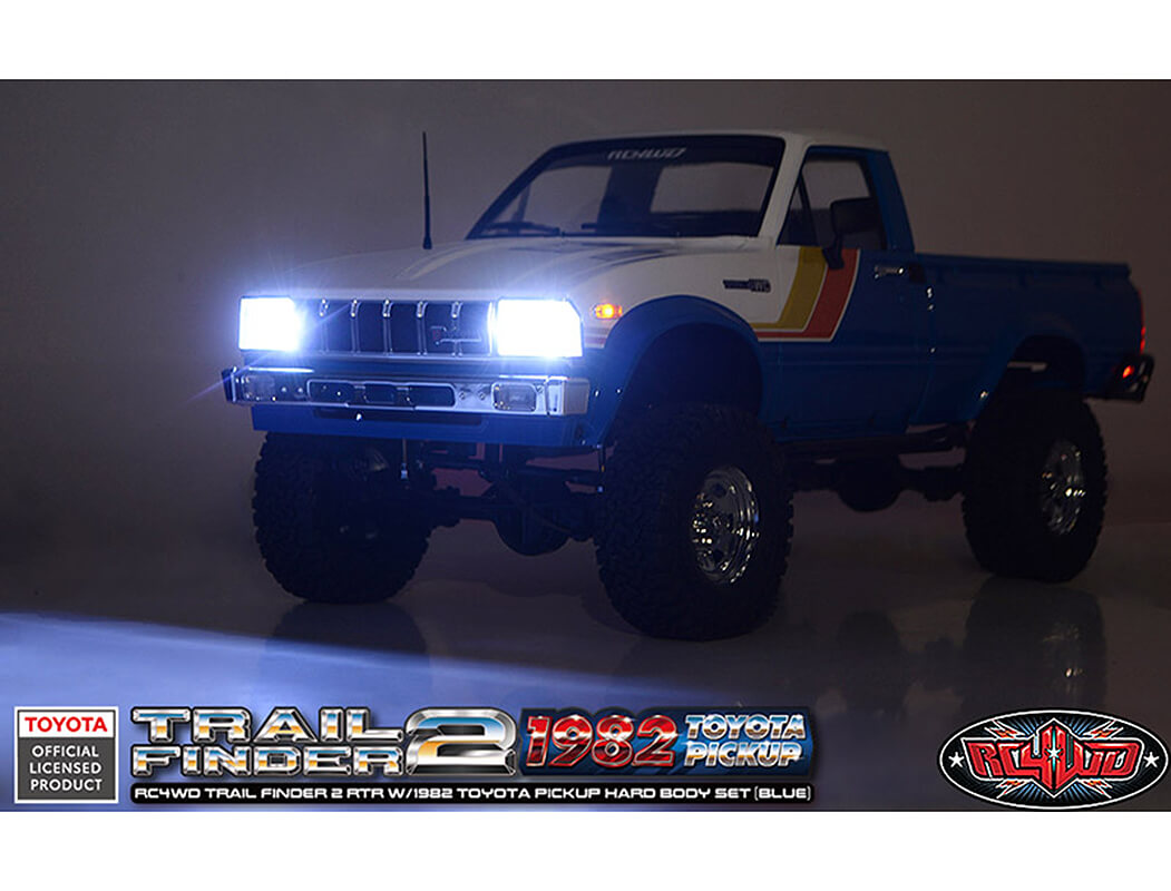 RC4WD Trail Finder 2 W/1982 Toyota Pickup Hard Body Blue