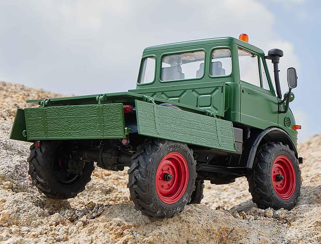 FMS 1/24th Unimog Scaler Green