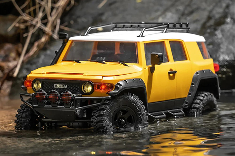 FMS Toyota FJ Cruiser 1/18th Scaler RTR