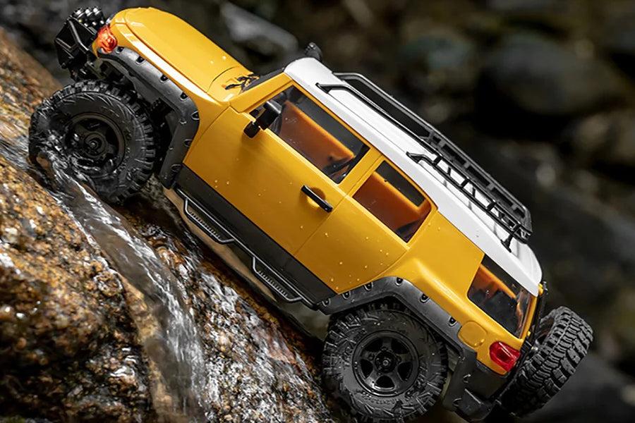 FMS Toyota FJ Cruiser 1/18th Scaler RTR