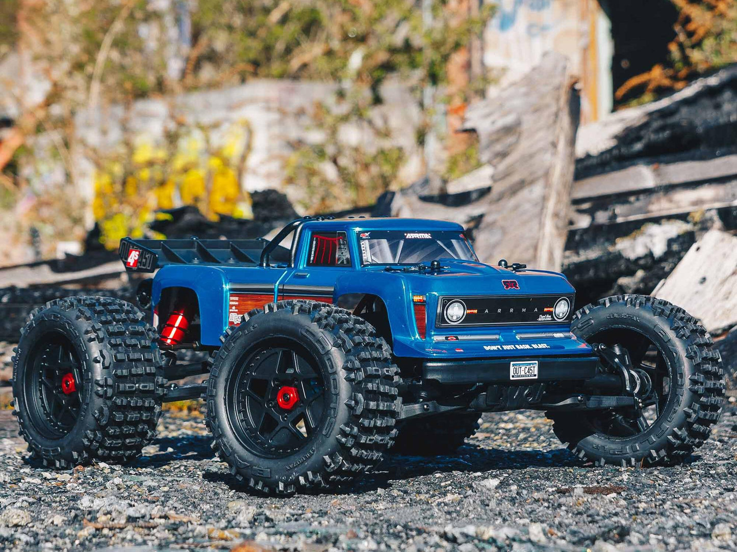 Outcast 1/10 4X4 4S V2 BLX Stunt Truck